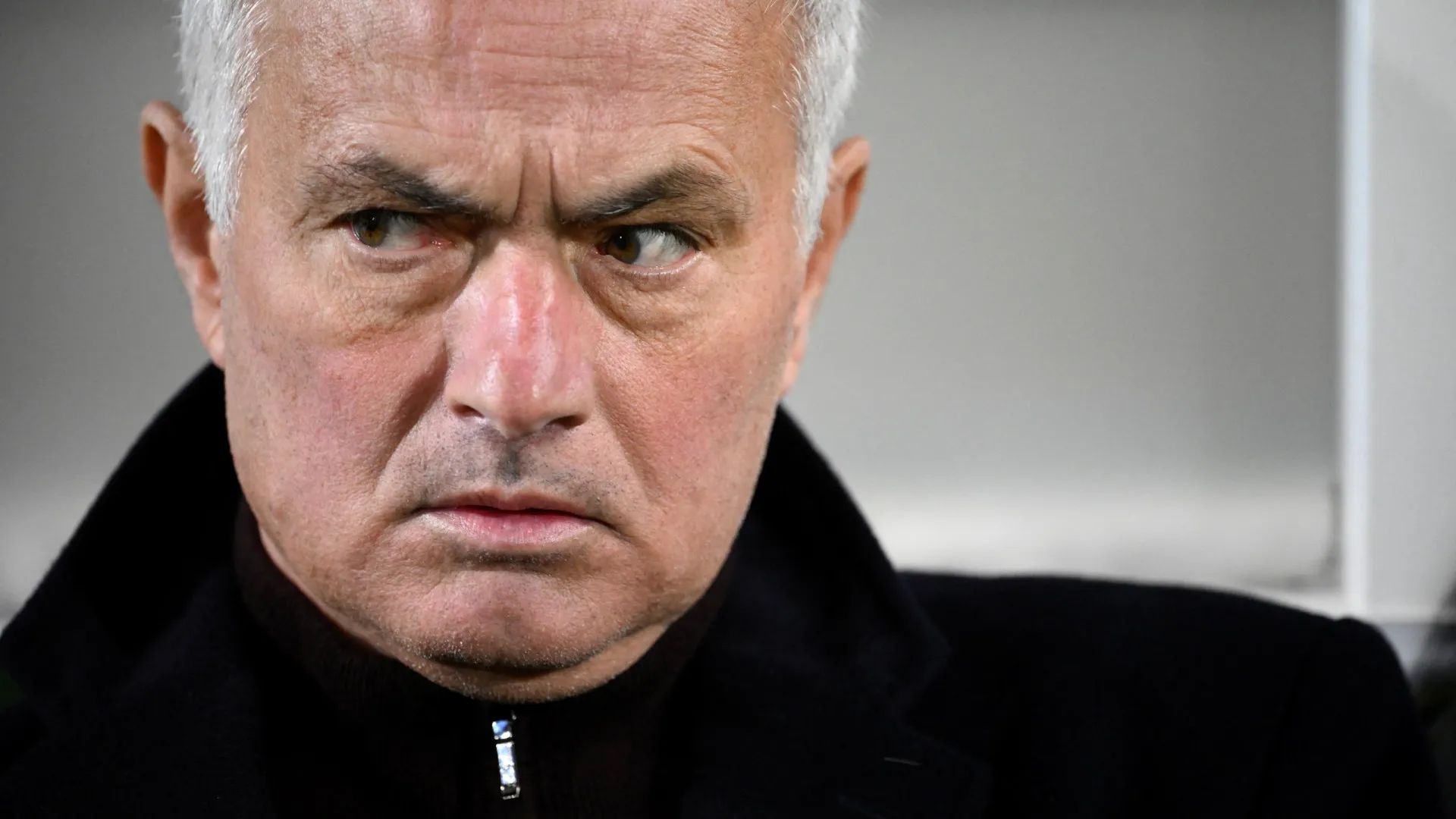 
                    Otávio Machado 'atira-se' a José Mourinho e fala em 