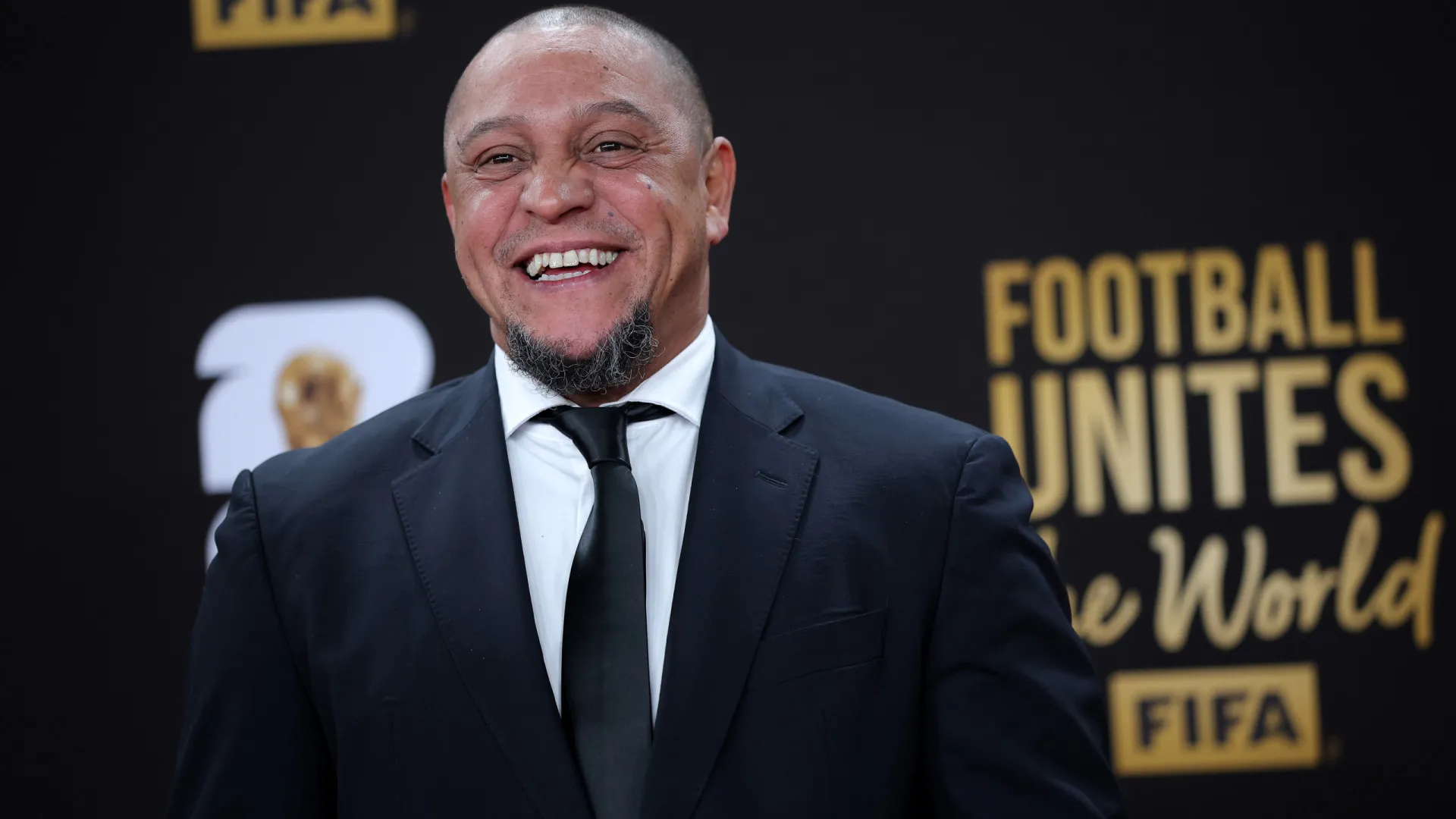 
                    Roberto Carlos operado de urgência a problema no coração
                
