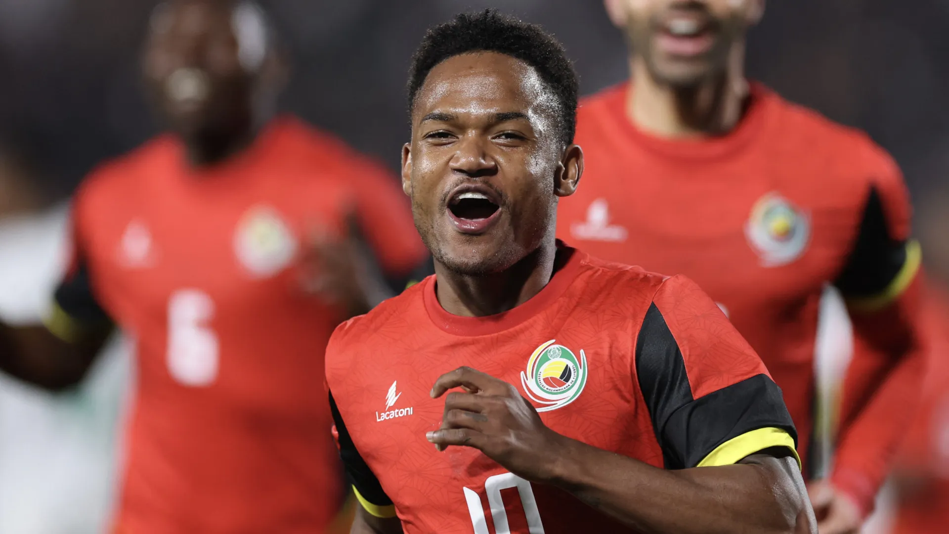 
                    CAN2025: Moçambique apura-se e vai defrontar Nigéria nos 'oitavos'
                