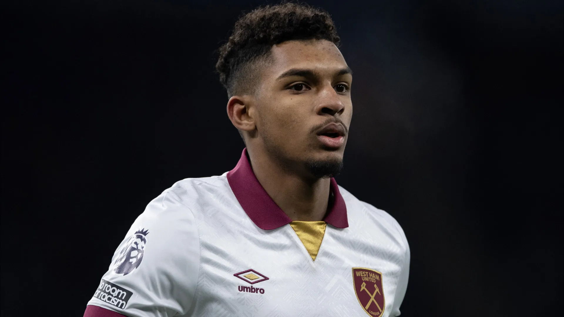 
                    Acordo fechado. Luís Guilherme será primeiro reforço do Sporting em 2026
                