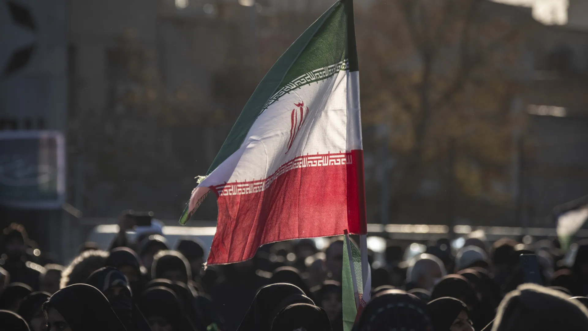 
                    Aumenta para sete o número de mortos em protestos no Irão
                