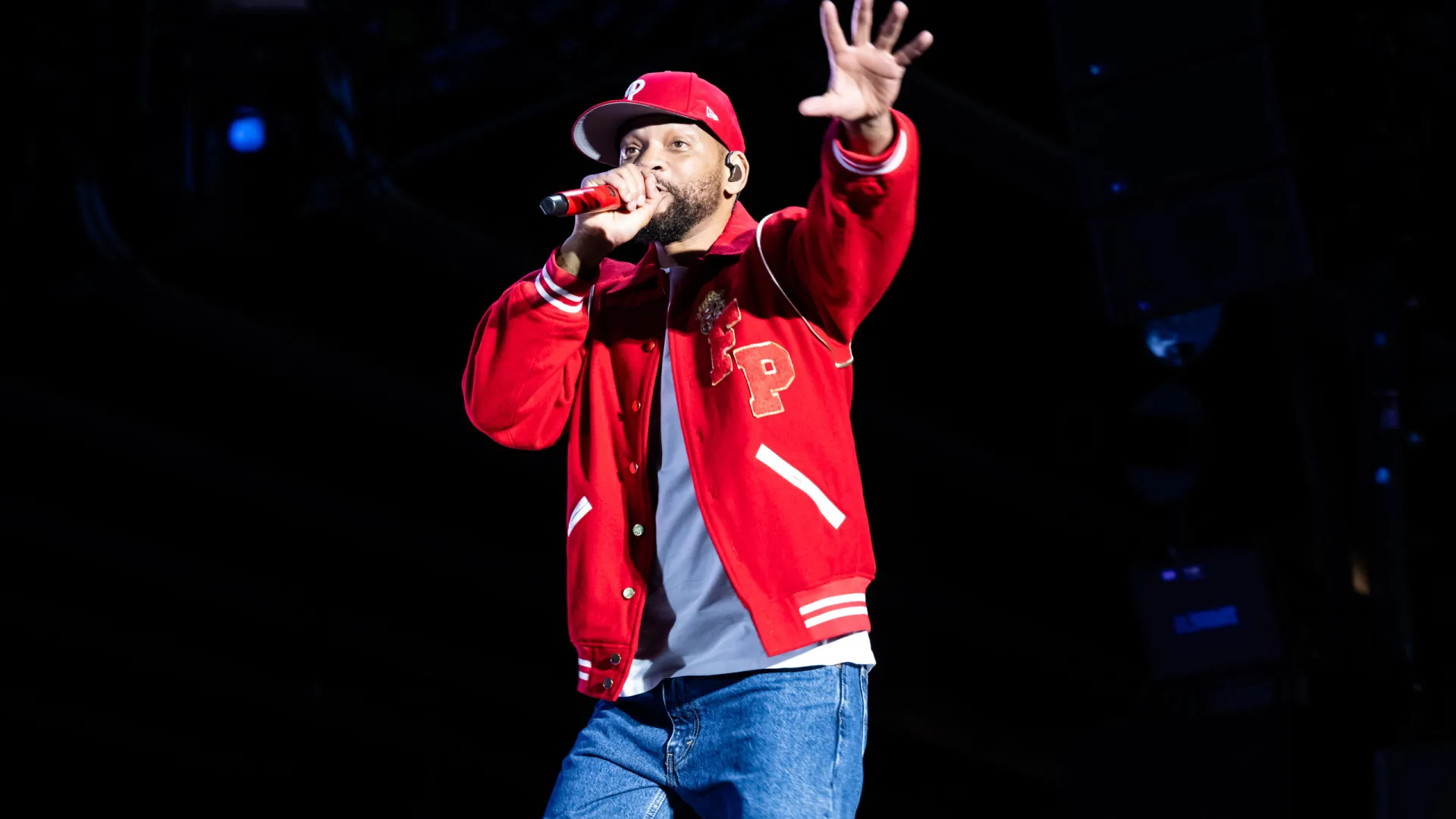 
                    Will Smith processado por violinista em caso de alegado assédio sexual
                