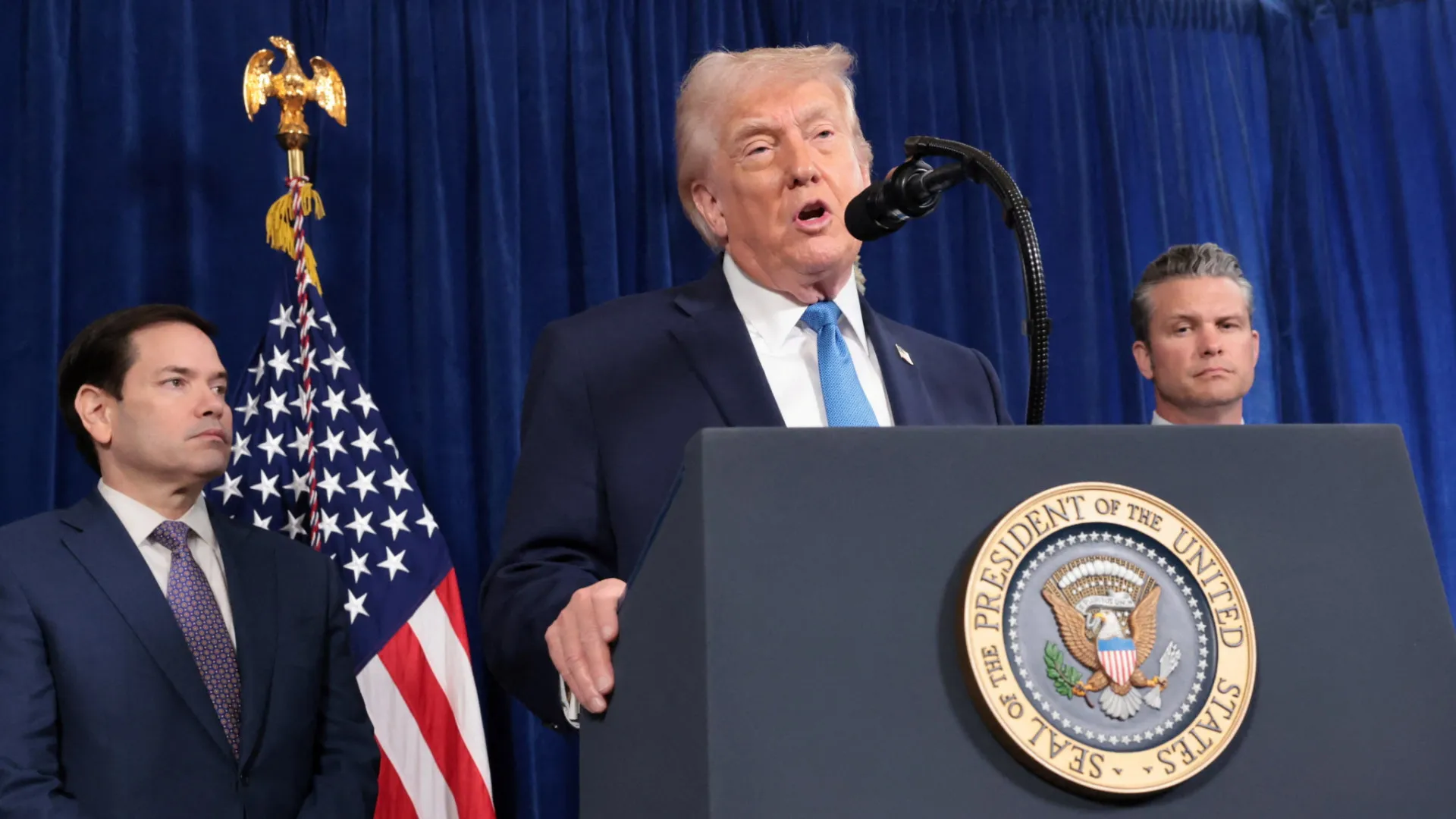 
                    Fraude em creches: Trump congela apoios a 5 estados democratas
                