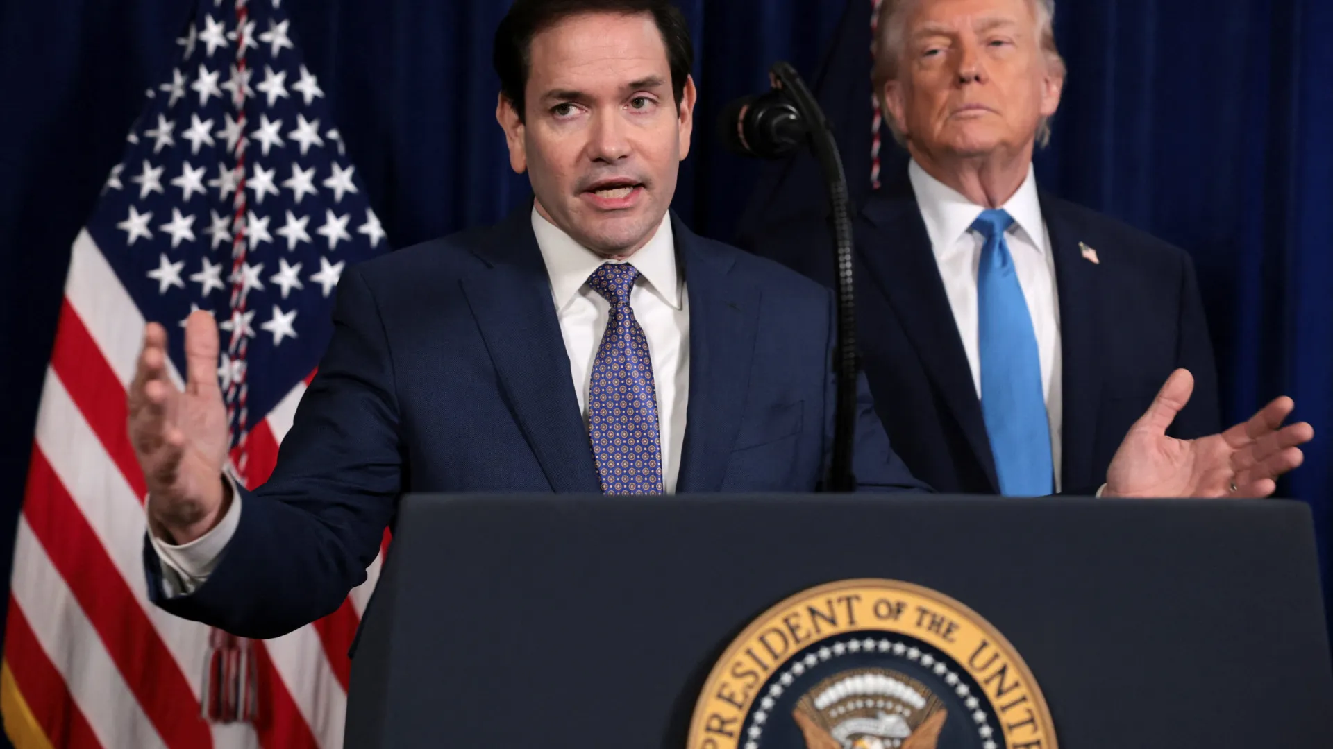 
                    Marco Rubio alerta que Cuba deve preocupar-se após captura de Maduro
                