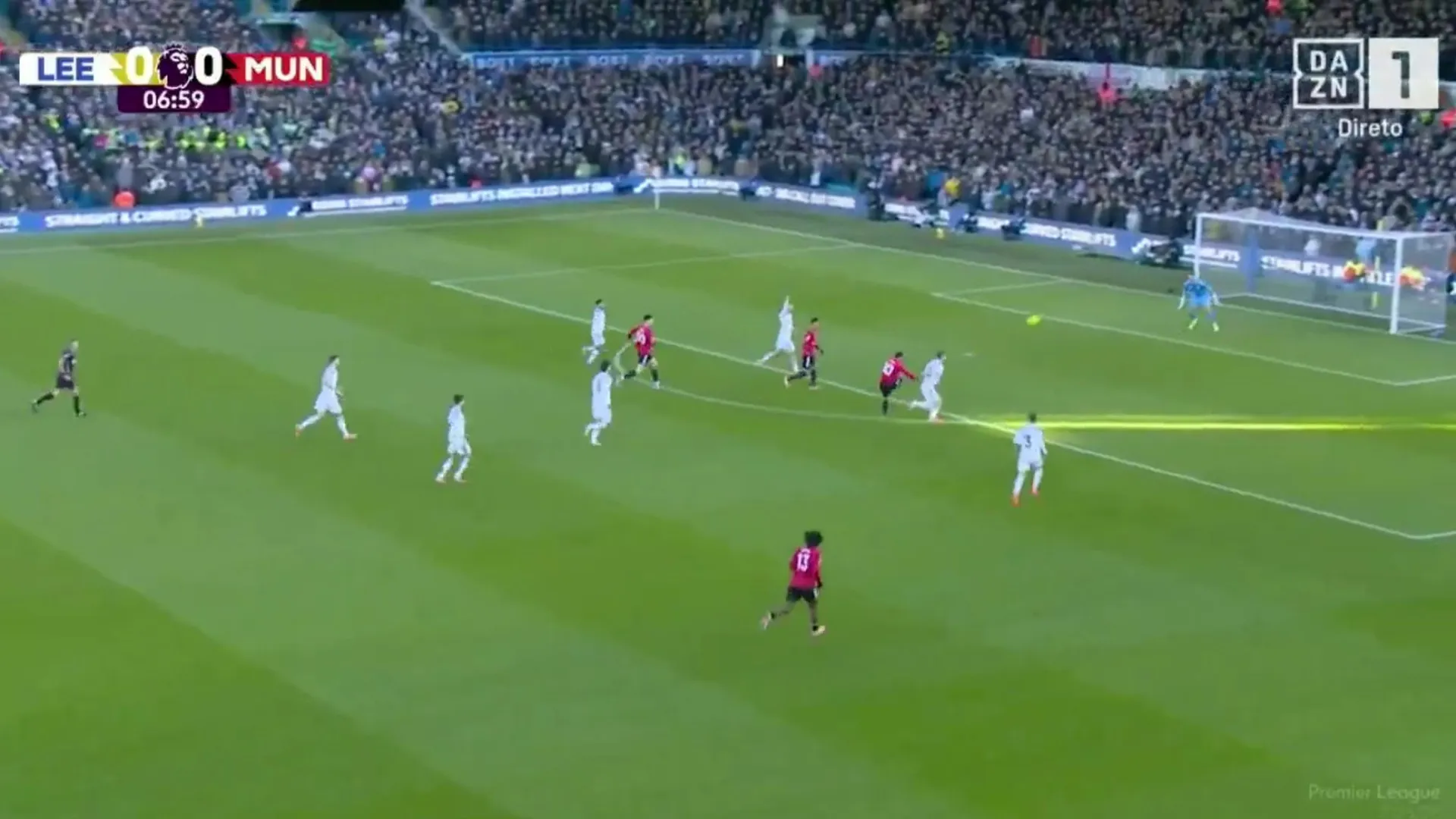 Amorim nem teve tempo para festejar. O golaço anulado a Matheus Cunha