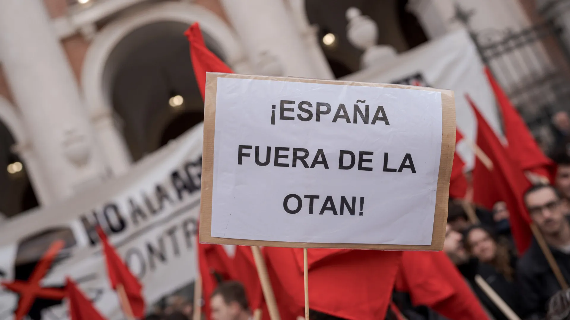 Milhares protestam em Madrid contra "agressão imperialista" à Venezuela
