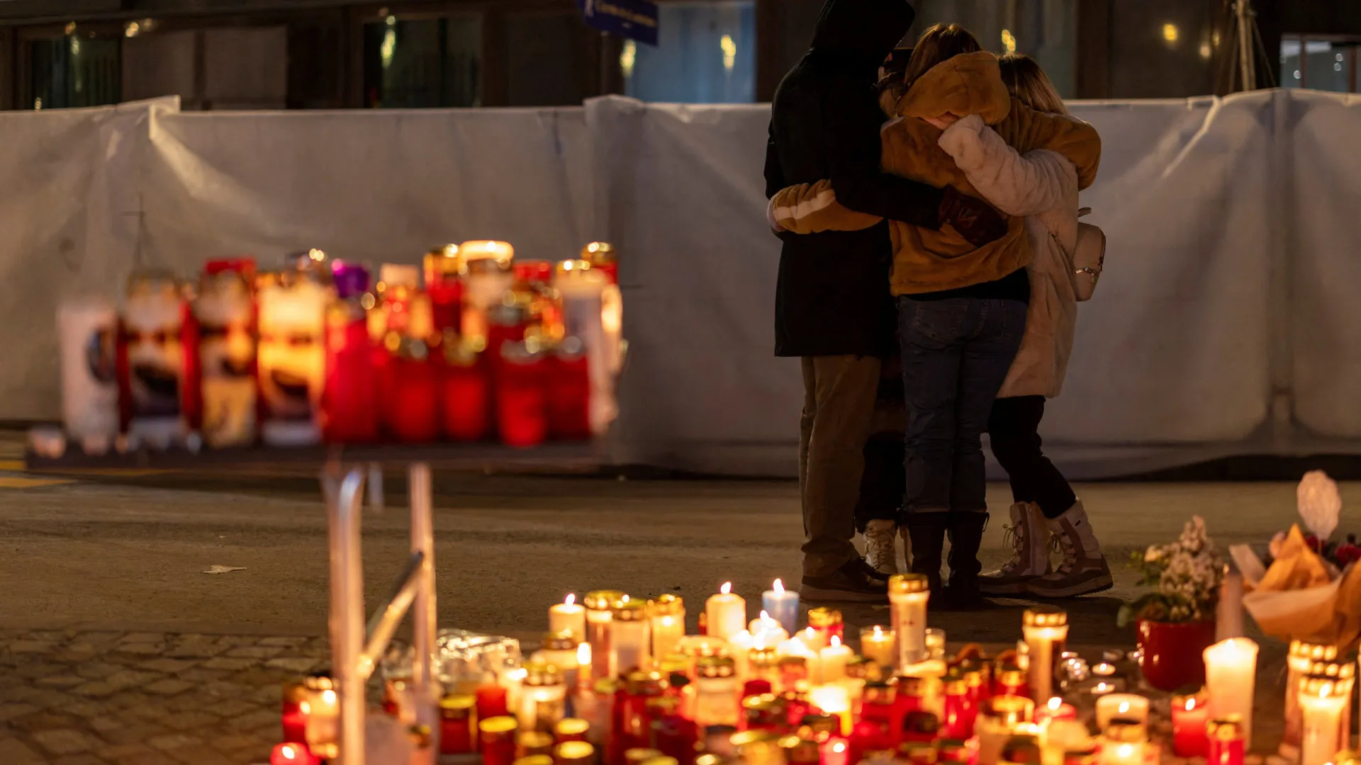 
                    Identificadas todas as vítimas mortais do incêndio em bar na Suíça
                