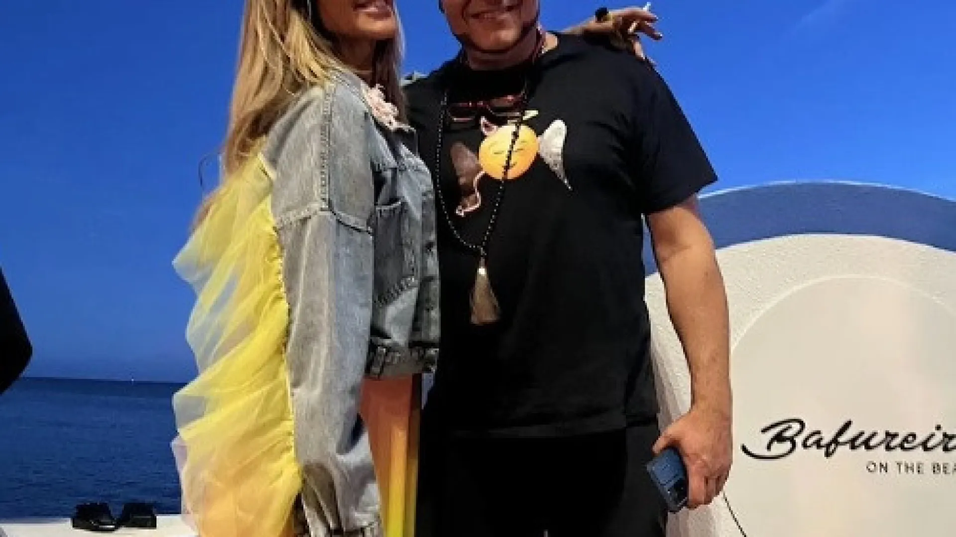 
                    Morreu irmão de Merche Romero, Óscar. Merche e Romana entre as homenagens
                