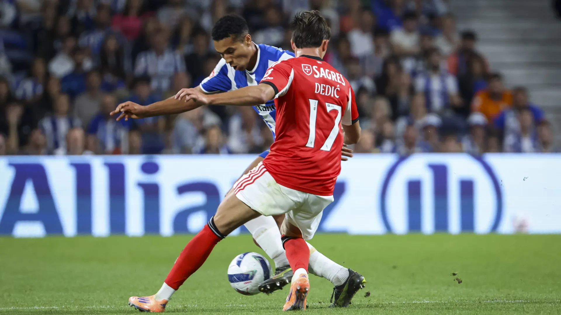 
                    FC Porto e Benfica defrontam-se no jogo grande da Taça de Portugal
                