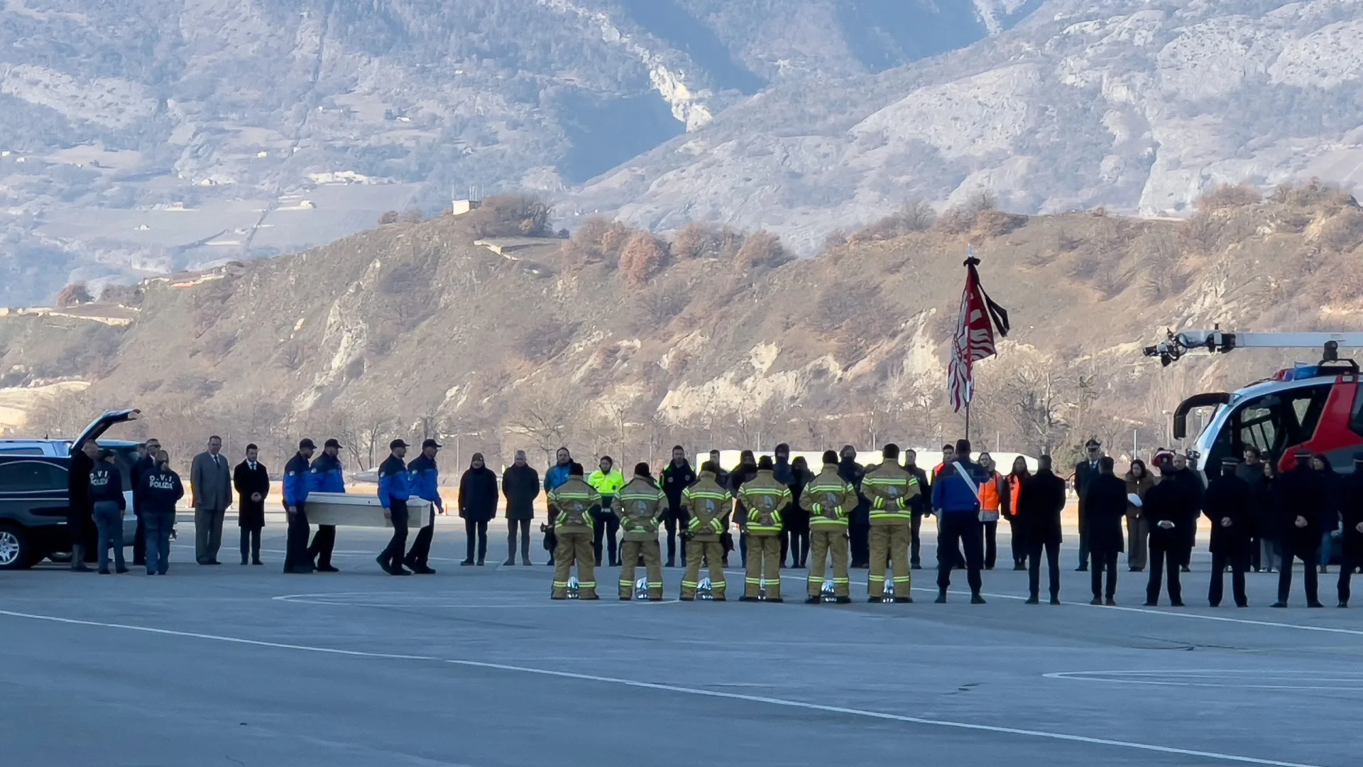
                    Repatriados para Itália corpos de jovens mortos no incêndio na Suíça
                