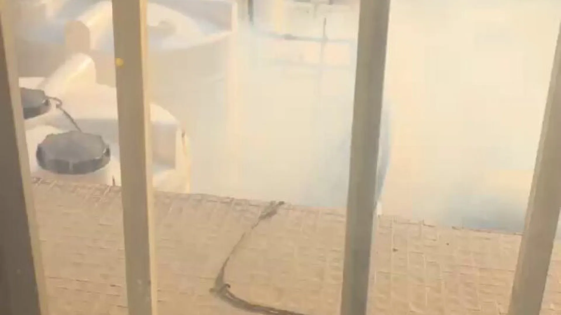 
                    Hospital em Teerão atingido acidentalmente por gás lacrimogéneo
                