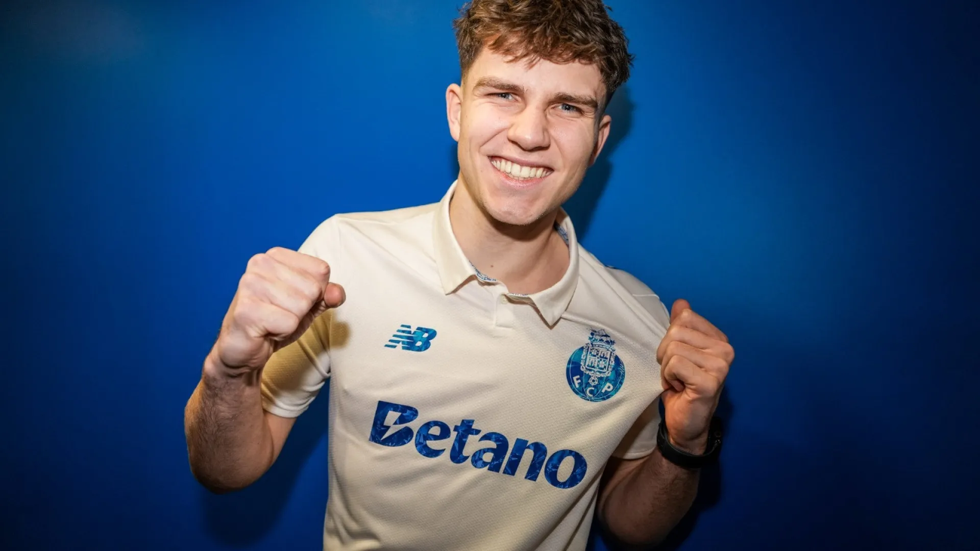 
                    Ex-FC Porto alerta Pietuszewski: 