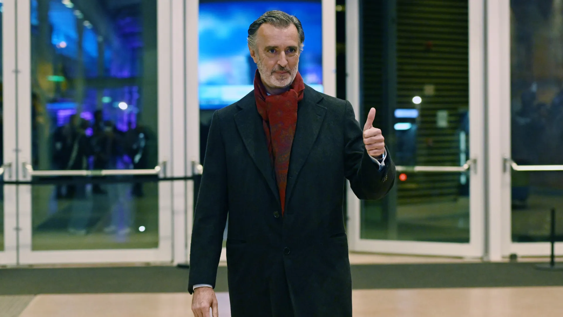 
                    Cotrim escreve a Montenegro a pedir apoio do PSD: 