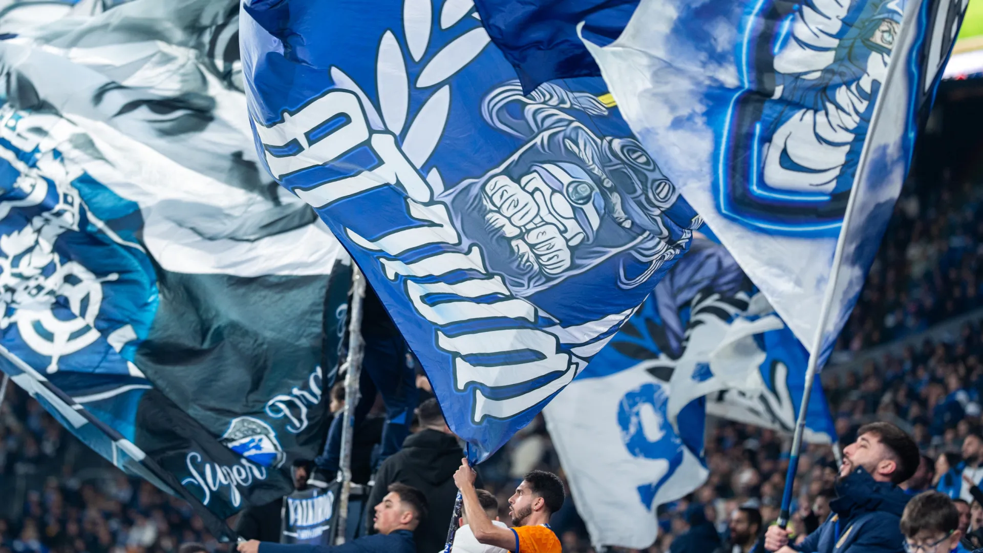 
                    TAD defere providência cautelar do FC Porto e claques estarão no Clássico
                