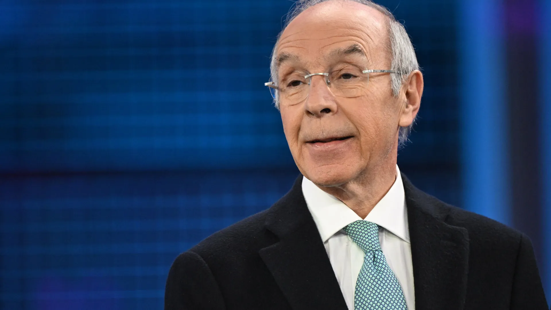 
                    Mendes apela ao voto útil para evitar 