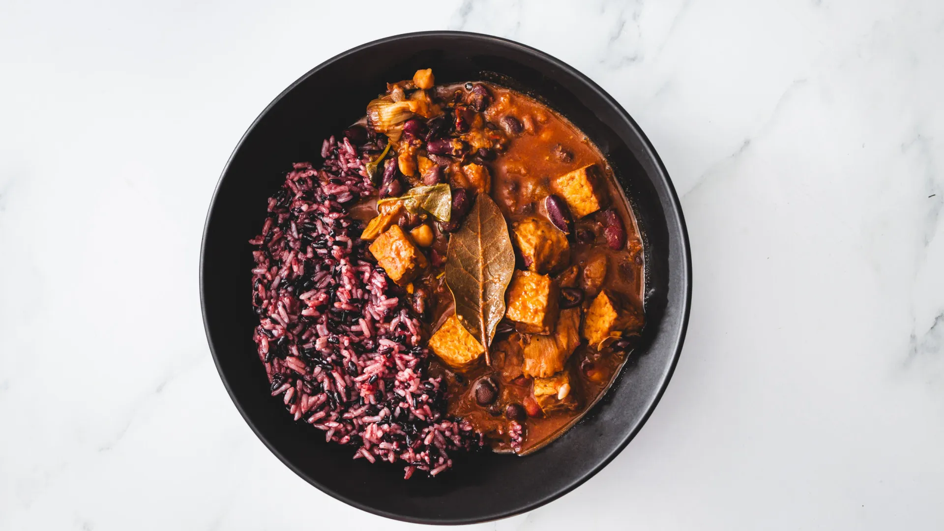 
                    De choco, bacalhau ou seitan: 3 receitas de feijoadas bem criativas
                