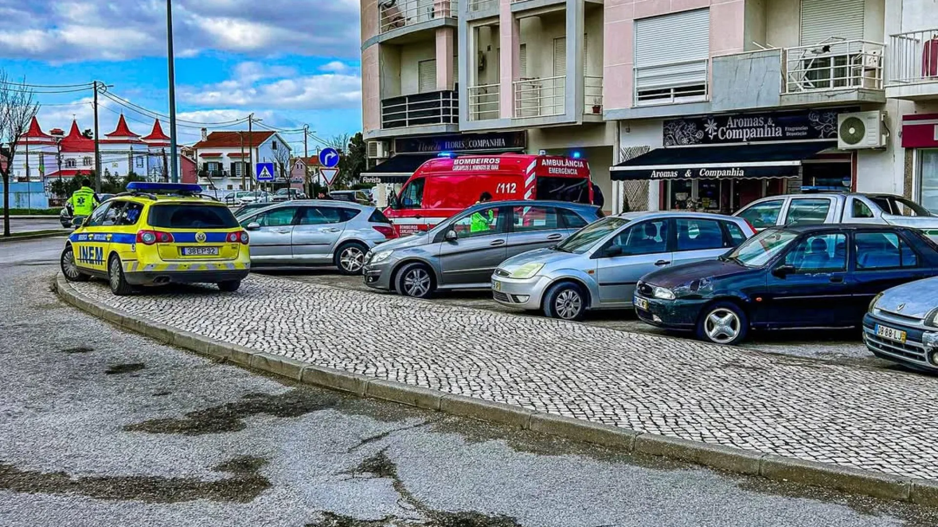 
                    Idosa morreu na Quinta do Conde após 40 minutos à espera de ser assistida
                