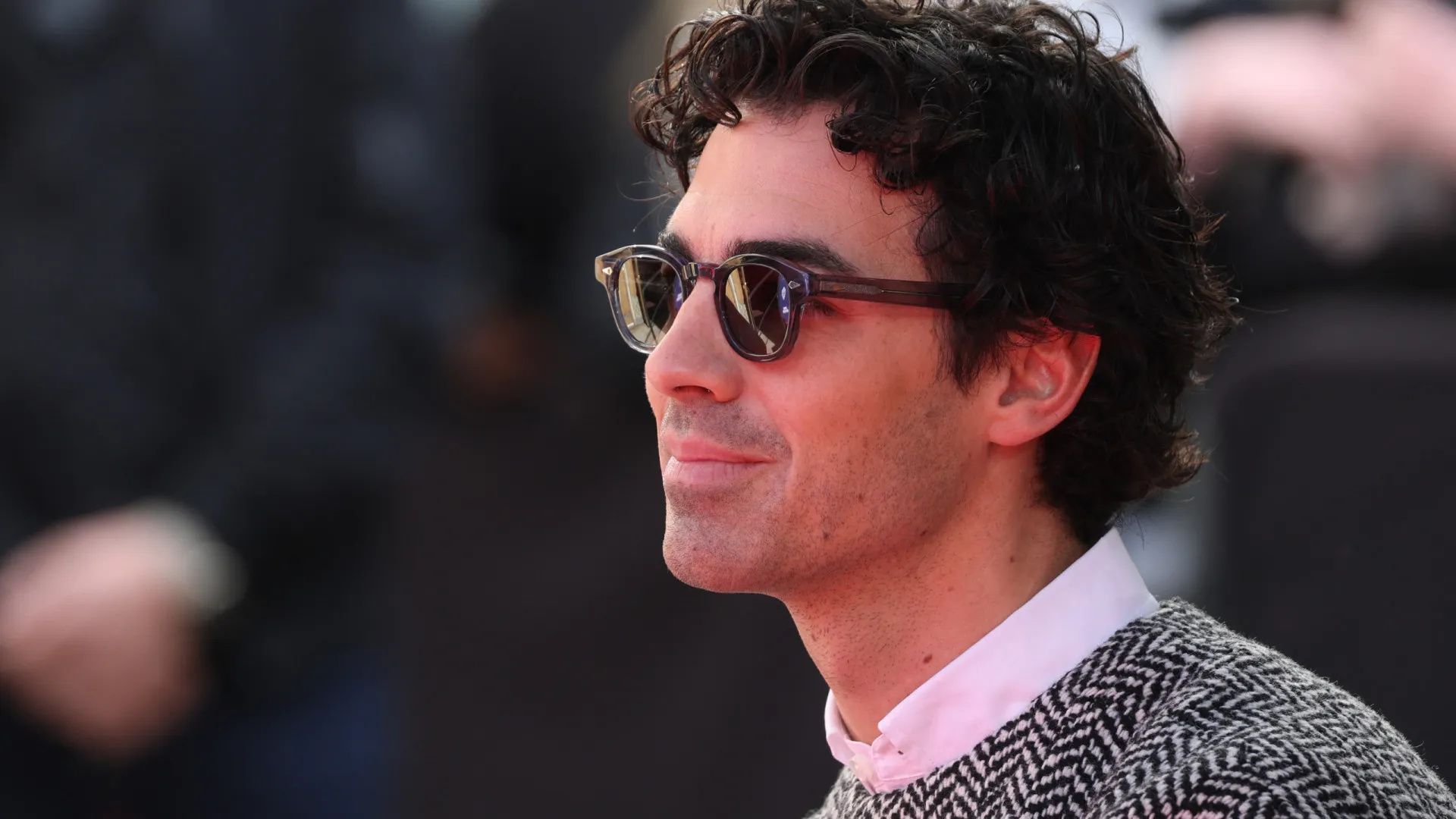 
                    Joe Jonas e o namoro com Tatiana Gabriela. Desta vez 