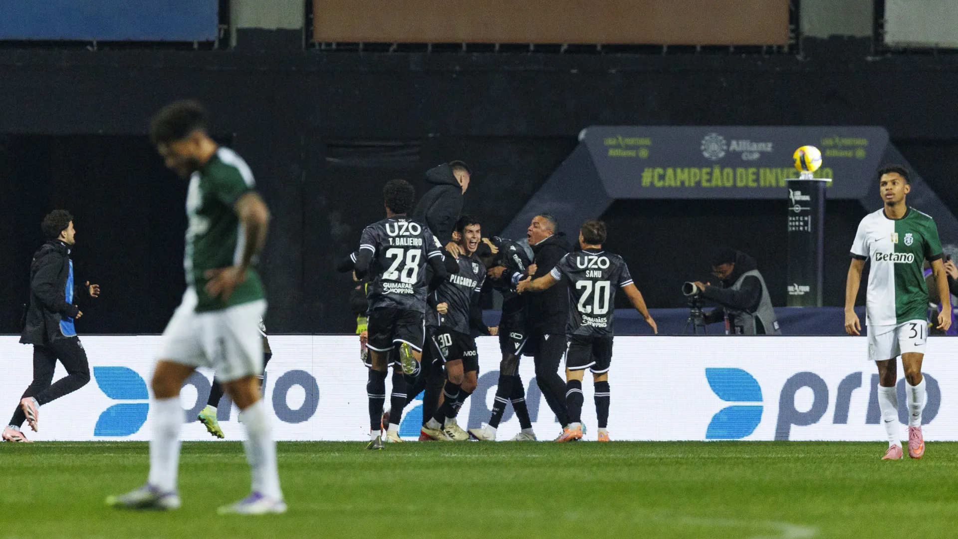 
                    Inédita final com rival minhoto é a 12.ª na história do Vitória SC
                