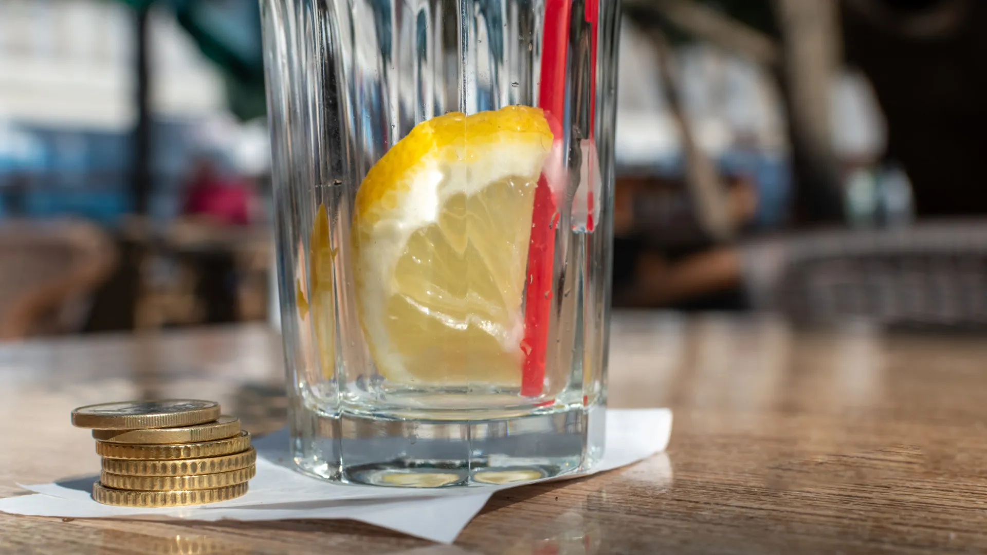 
                    Sabe que bebidas alcoólicas pagam imposto especial? Fisco explica
                