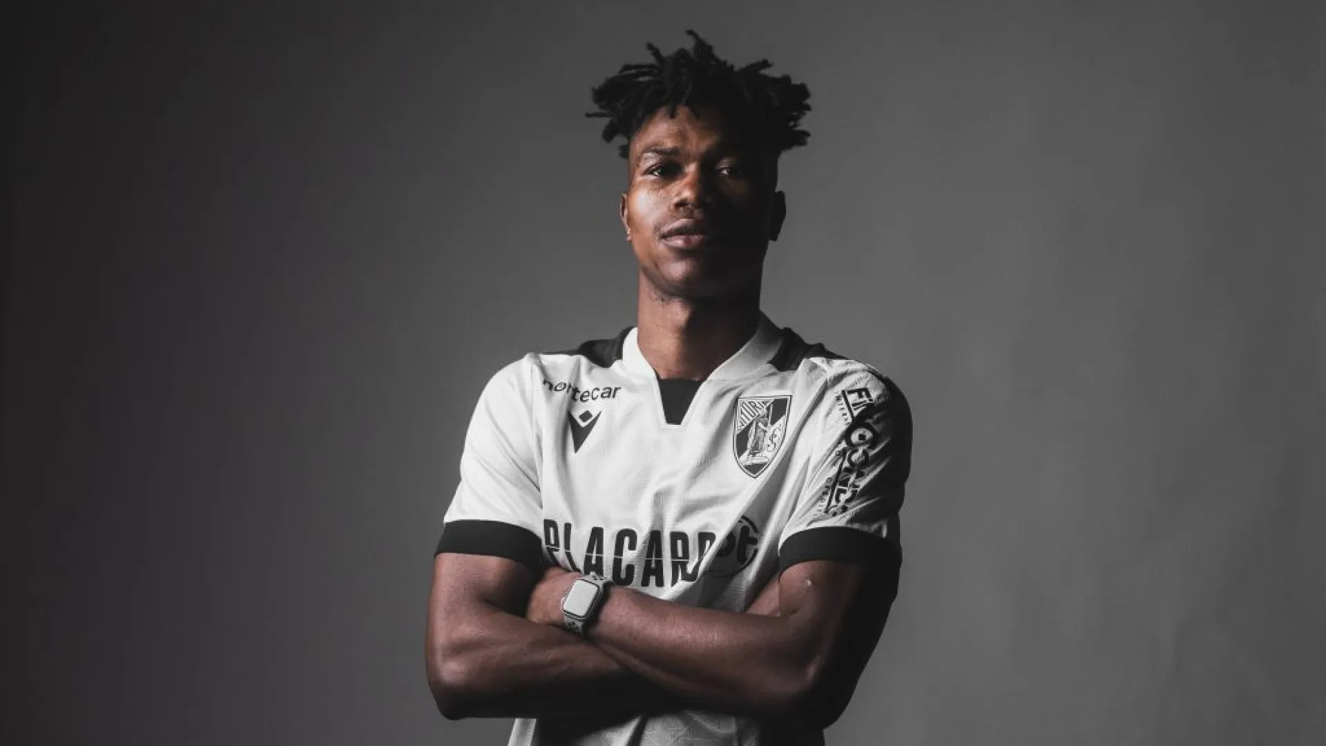 
                    EM DIRETO: Siga os rumores e os negócios do mercado de transferências
                