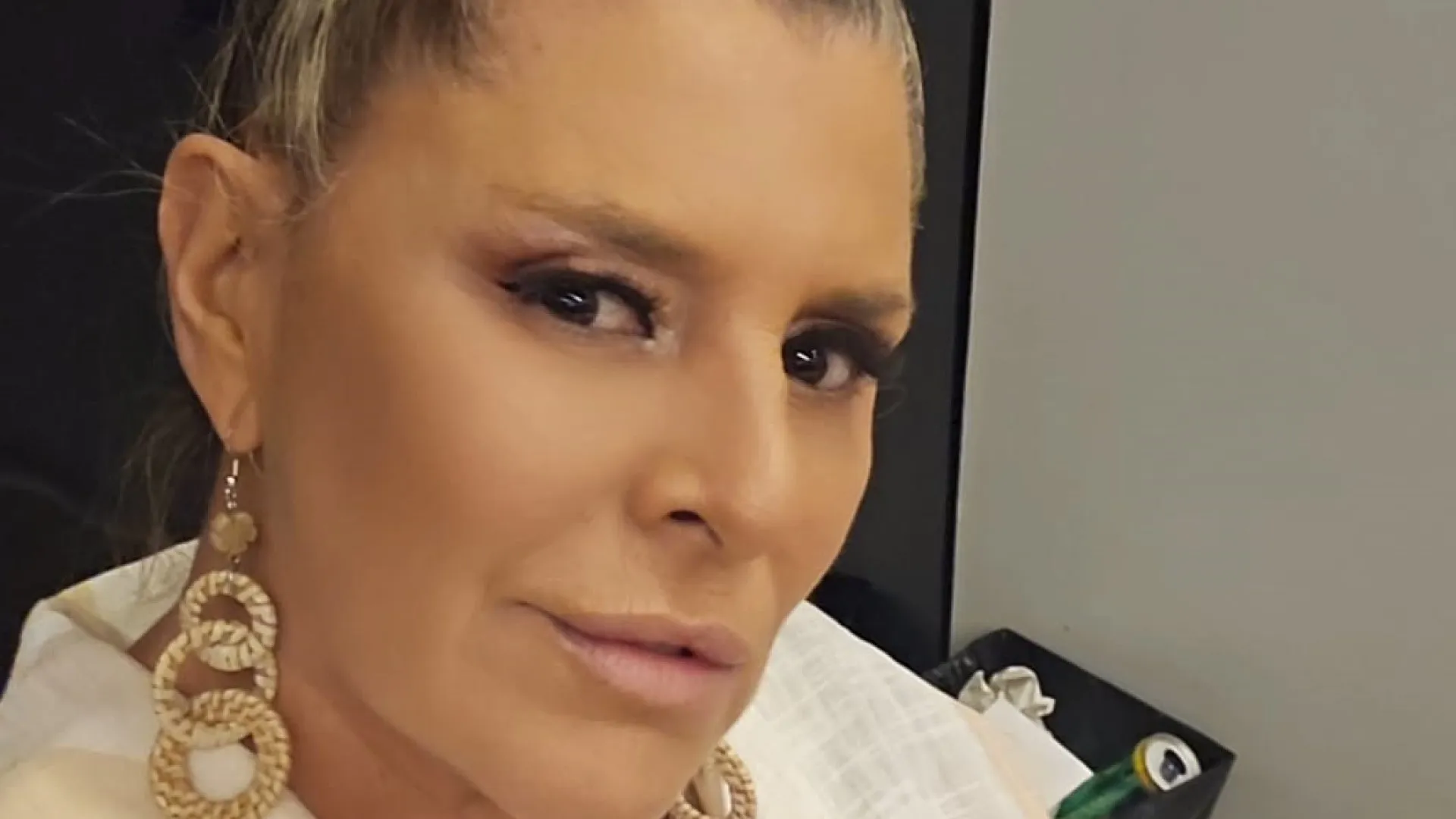 
                    Filha de Nucha doente. 