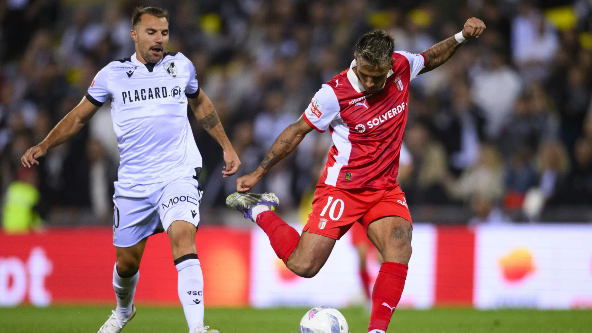 
                    Quem ganha a Taça da Liga? Eis os onzes prováveis de Vitória e Sp. Braga
                