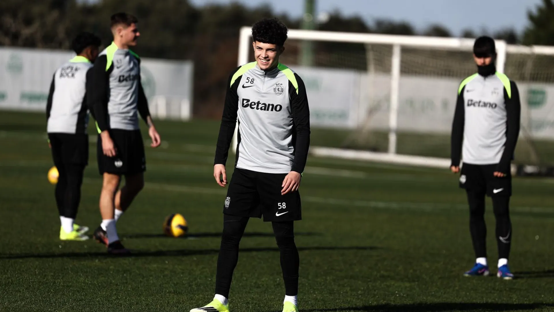 
                    Sporting começa a preparar receção ao Casa Pia com 'reforço' de peso
                