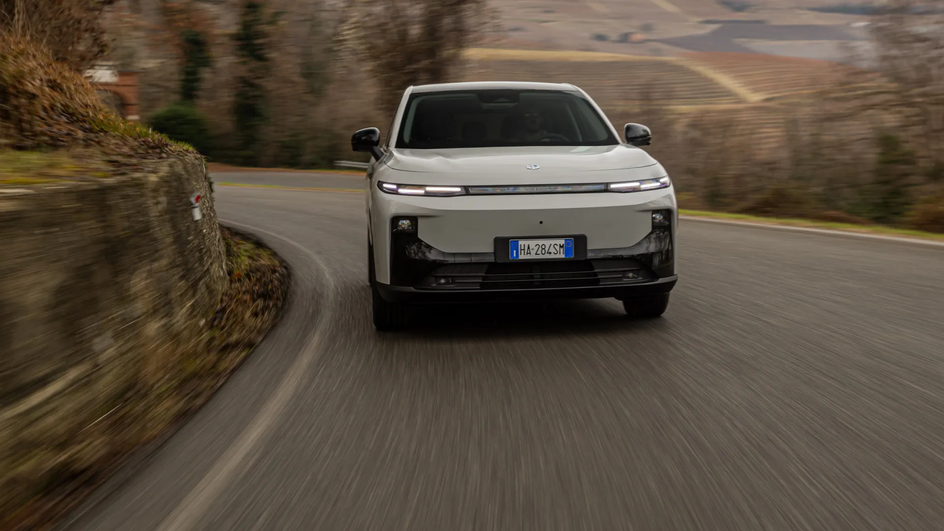 
                    Leapmotor B10 tem nova versão híbrida e chega aos 900 km de autonomia
                