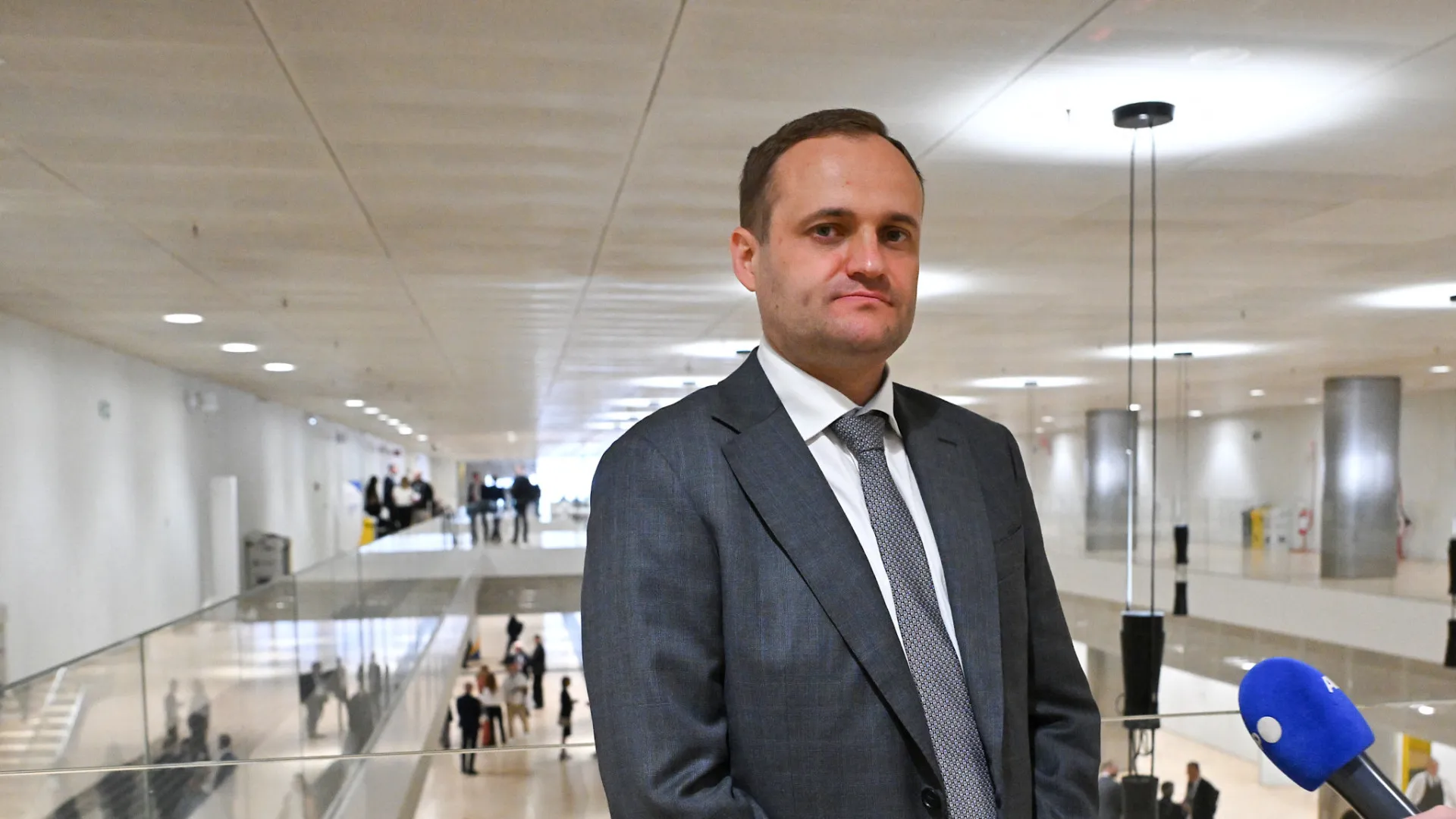 
                    Kyiv reporta um morto em ataques russos a dois cargueiros no mar Negro
                