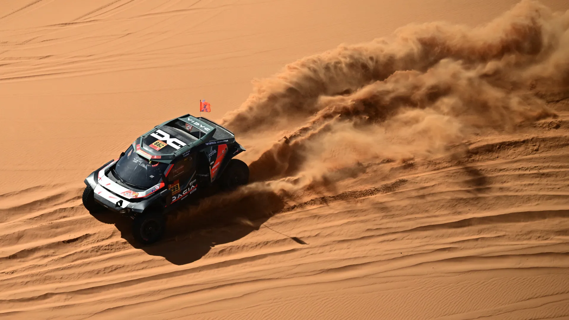 
                    Dakar 2026: Al-Attiyah é o novo líder nos carros e elogia João Ferreira
                