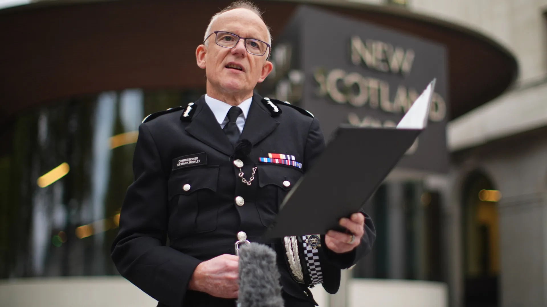 
                    Londres. Tecnologia ajudou a apanhar mil criminosos perigosos desde 2024
                