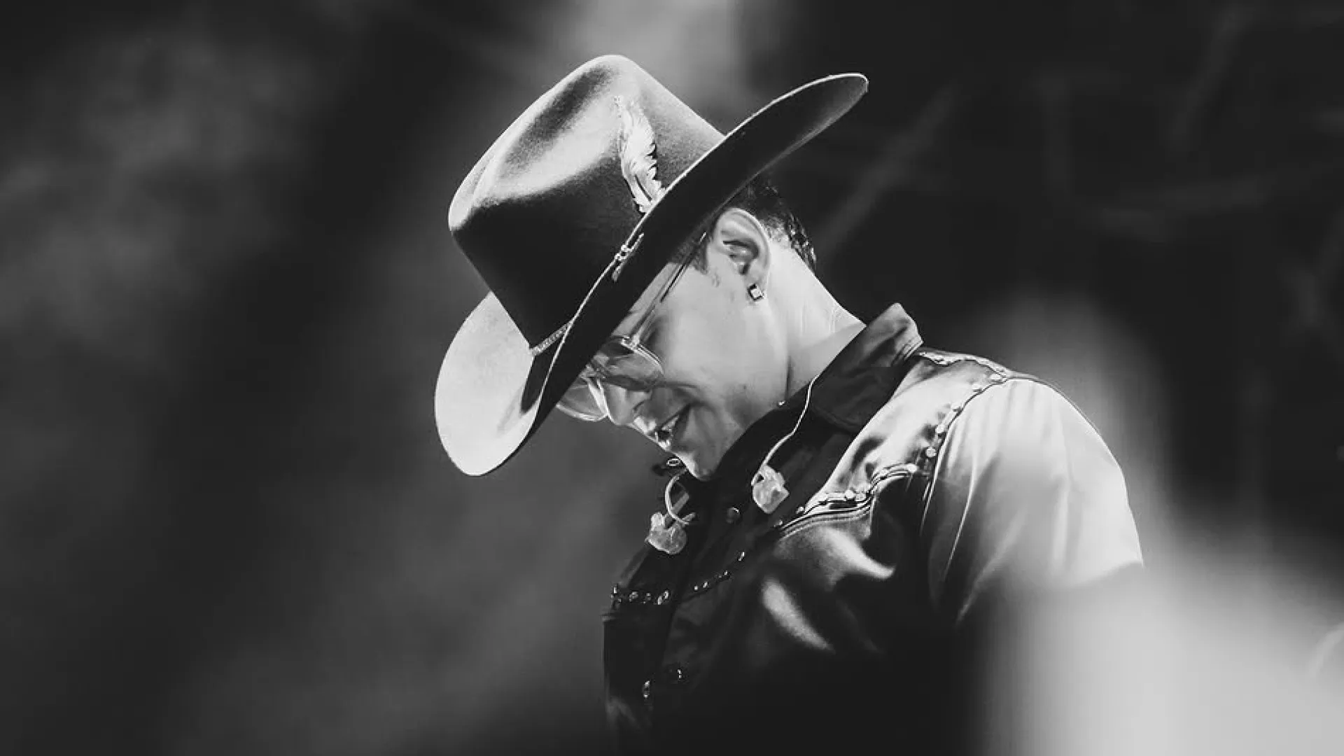 
                    Yeison Jiménez morre em queda de avião na Colômbia. Cantor tinha 34 anos
                