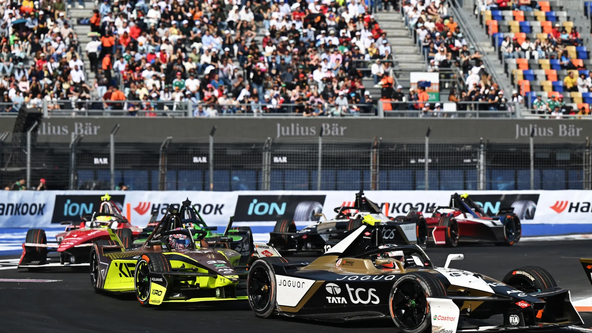 
                    Fórmula E, México: Félix da Costa abandonou, Citroën estreou-se a ganhar
                