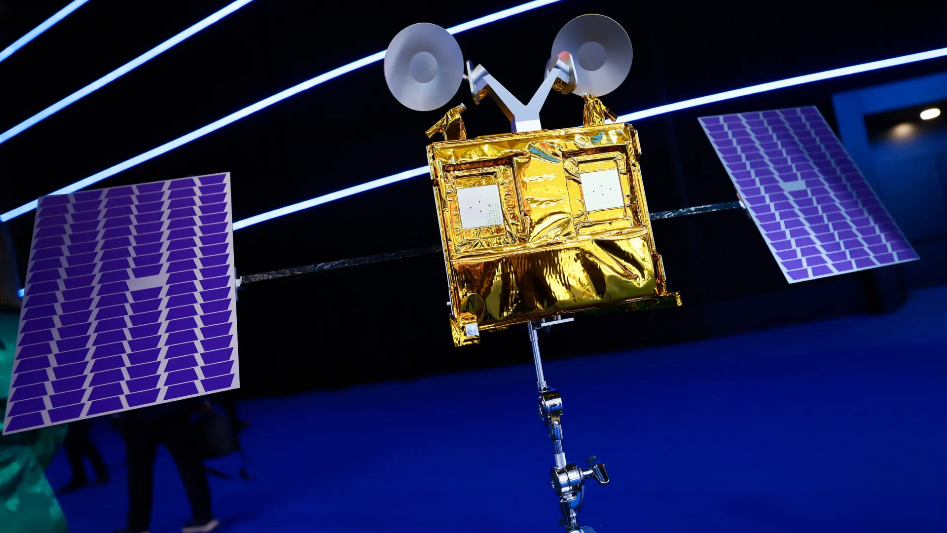 
                    Airbus anuncia contrato para fabricar 340 satélites para a Eutelsat
                