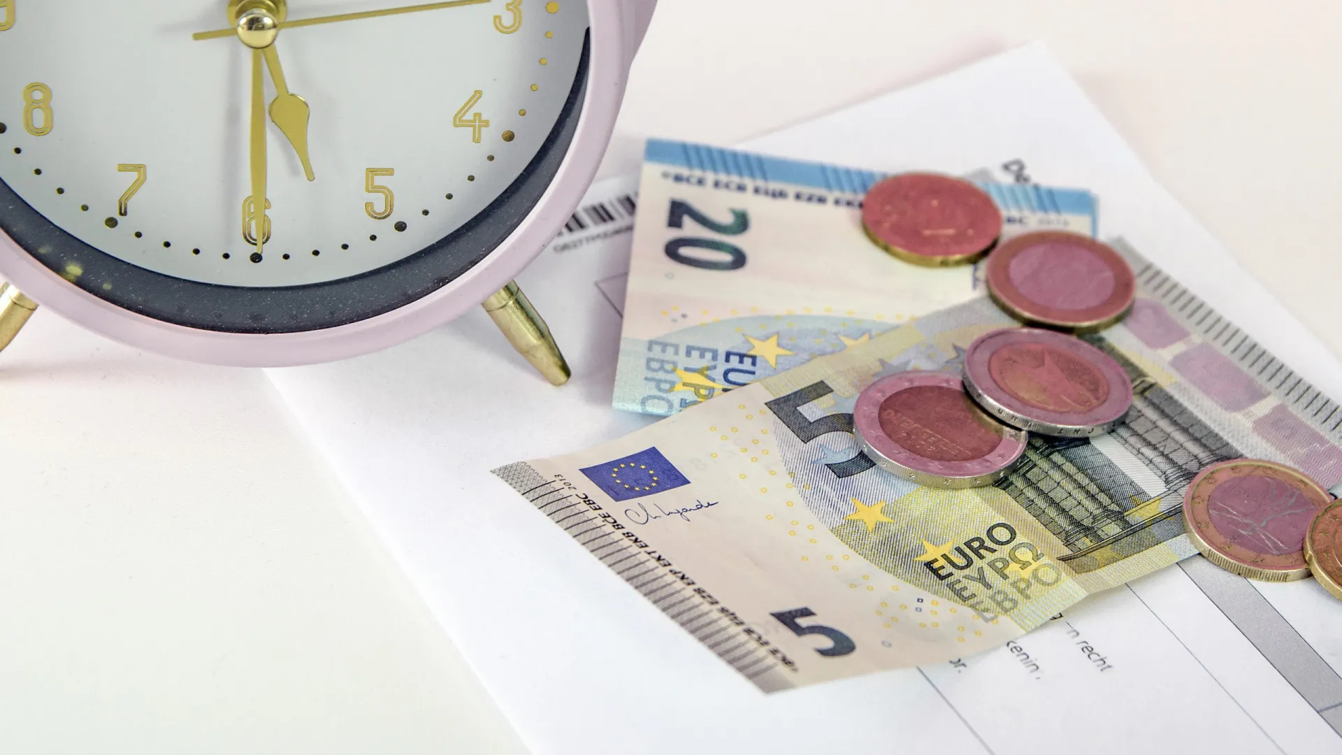 
                    De seis meses a... 20 anos: Quanto tempo leva uma dívida a prescrever? 
                