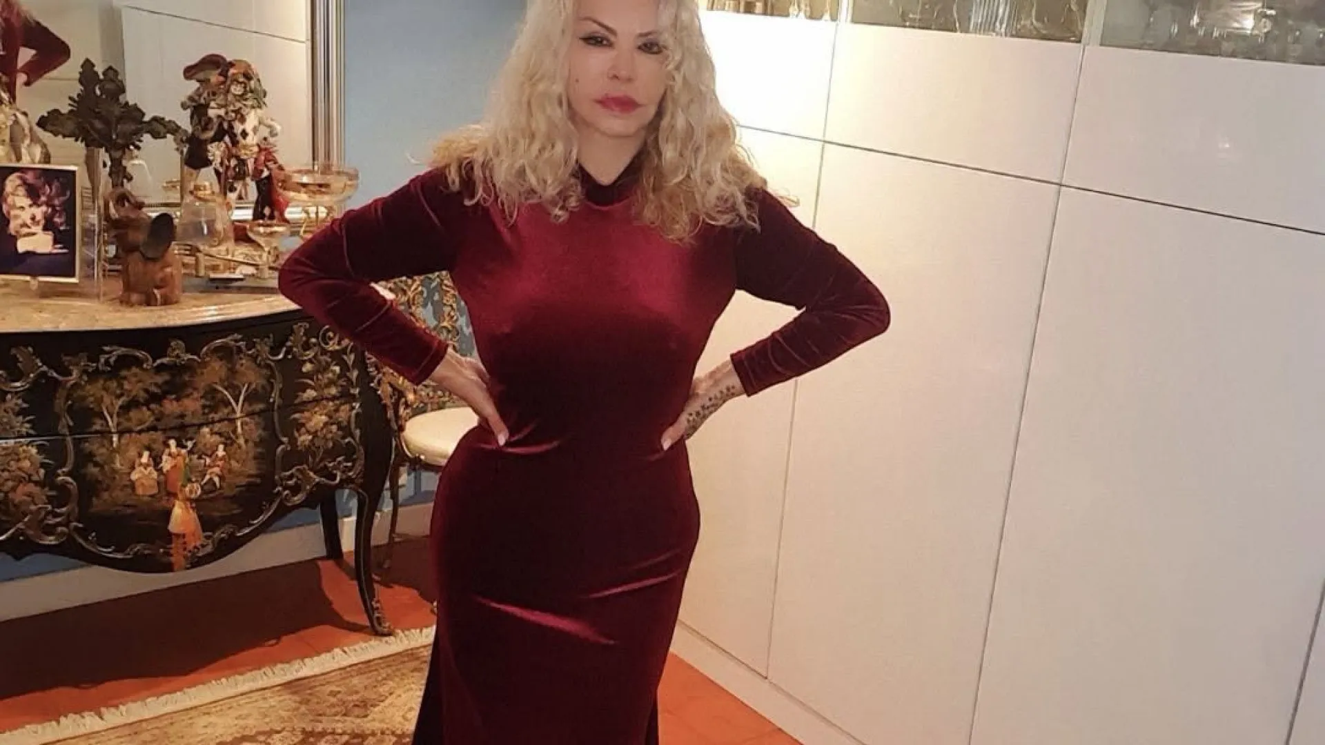 
                    Em lágrimas, Kina revela morte de sobrinho. 