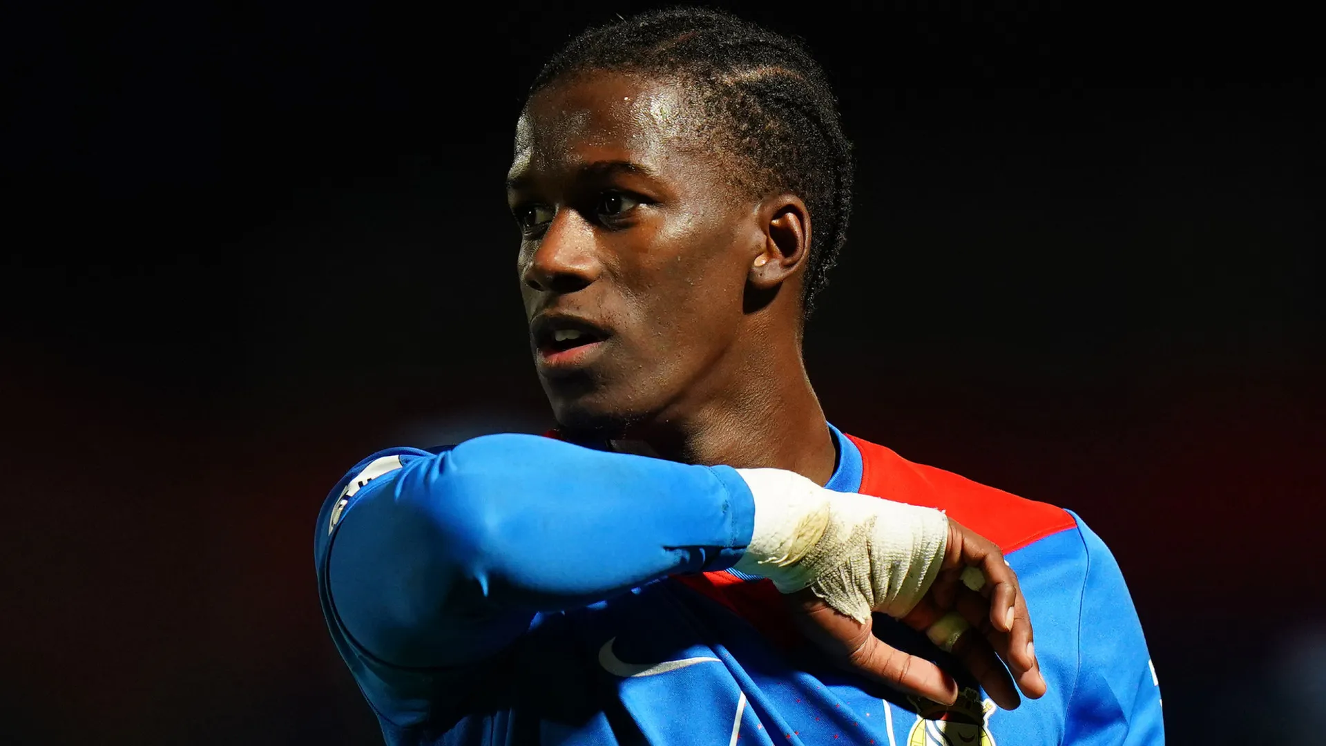 
                    Chiquinho suspenso por ameaças no triunfo do Alverca sobre Vitória SC
                