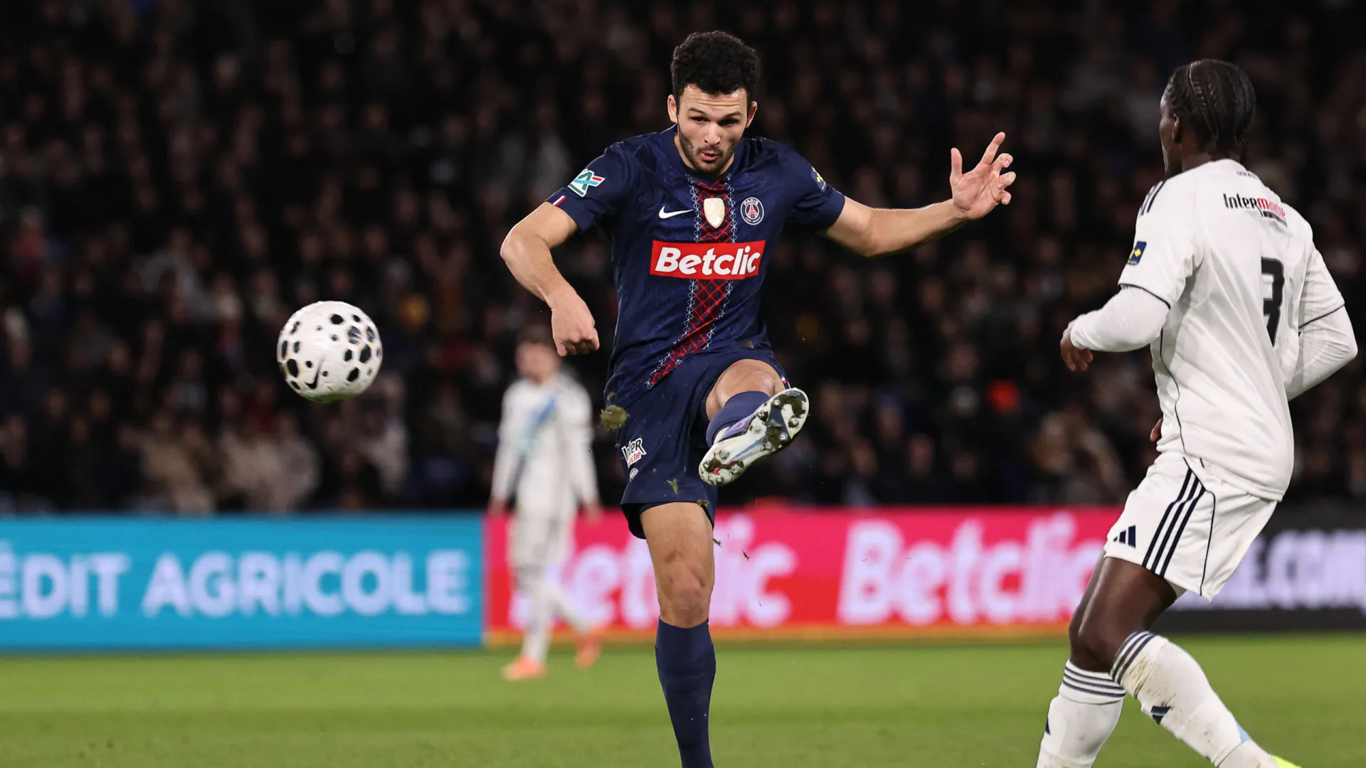 
                    Atenção, Sporting: PSG não evita escândalo no dérbi e está fora da Taça
                