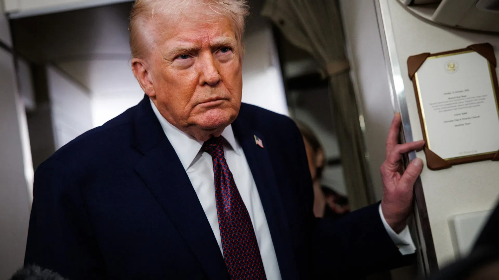 
                    Juiz declara ilegal anulação de ajudas a projetos de energia por Trump
                