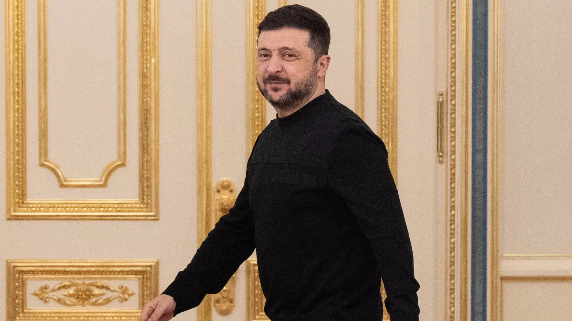 
                    Zelensky: 