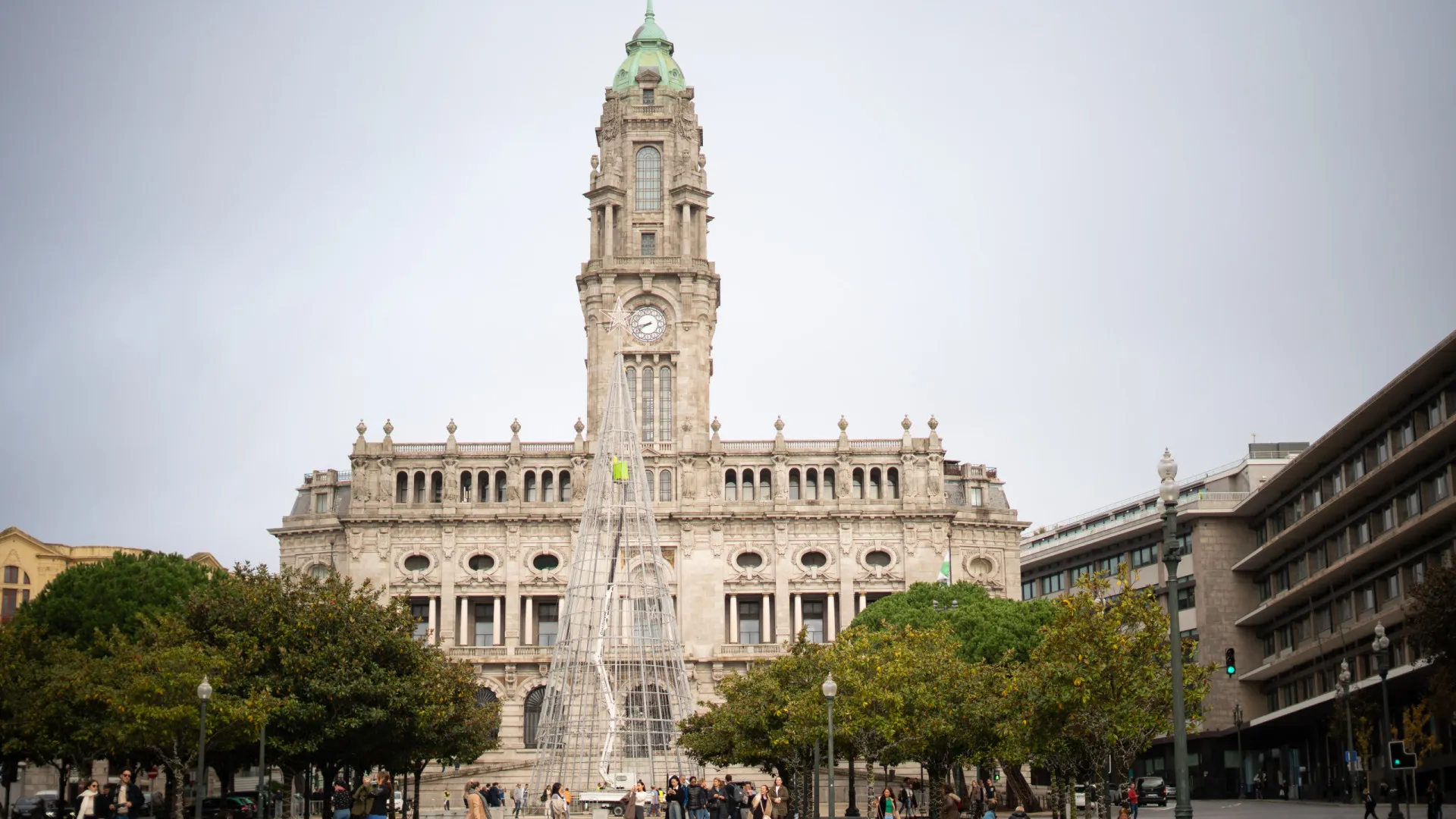 
                    Câmara promove nova fiscalização a casa sobrelotada no centro do Porto
                