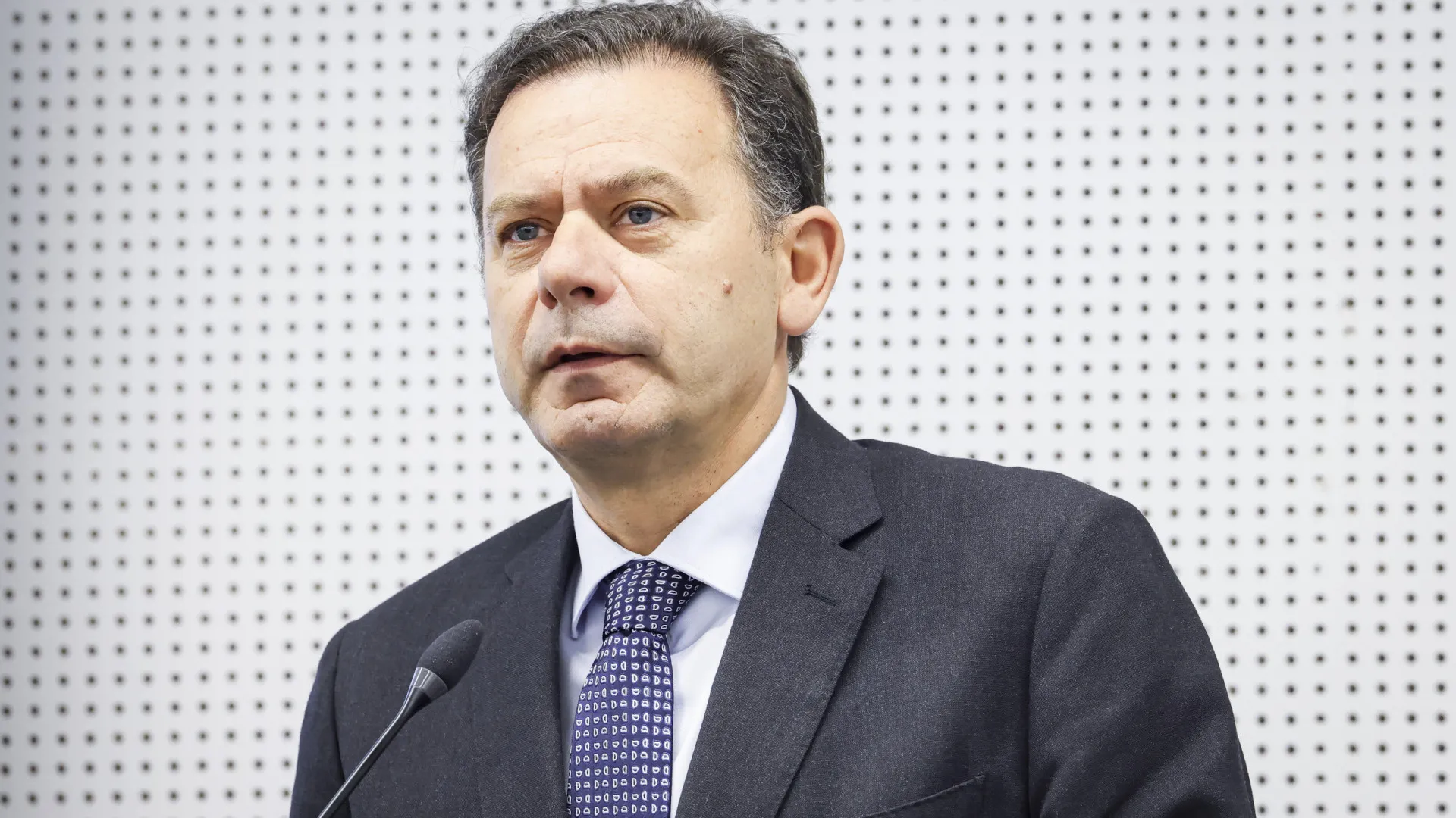 
                    Irmão de chefe de gabinete de Montenegro nomeado consultor (por 4 mil €)
                