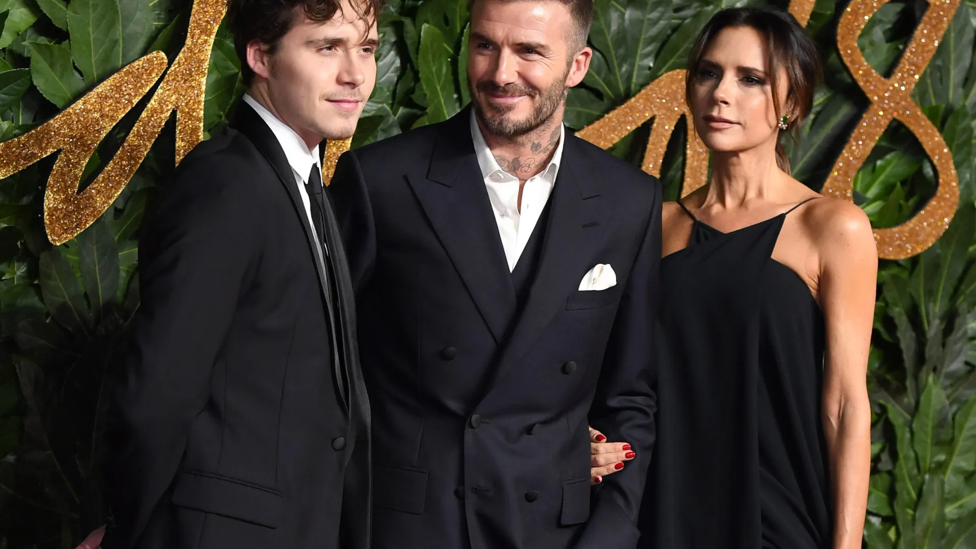 
                    Brooklyn Beckham enviou carta aos pais a proibir contacto. Eis a razão
                