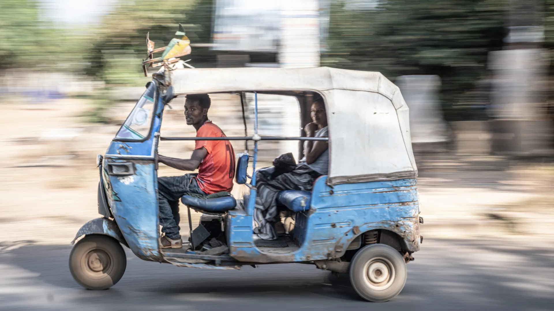 
                    Dois turistas turcos (e motorista) mortos na Etiópia. 