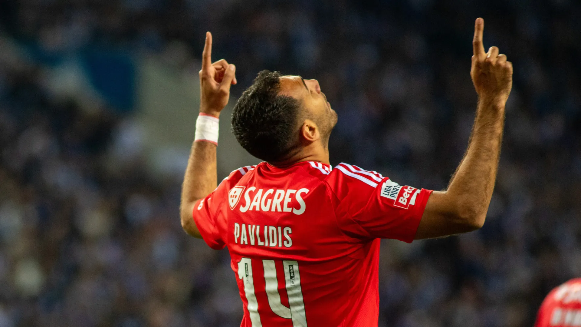 
                    Al Hilal entra em cena para levar Pavlidis do Benfica
                