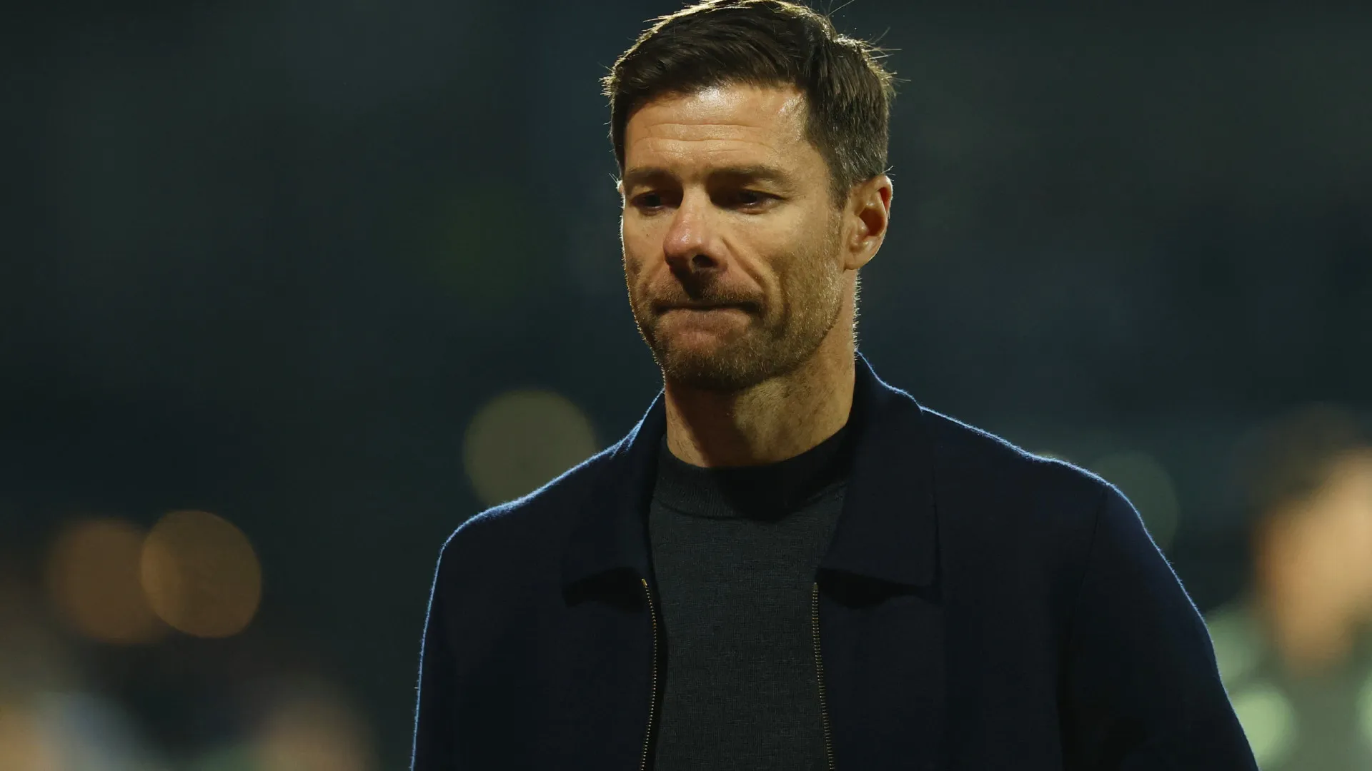 
                    Xabi Alonso já tem três clubes interessados após sair do Real Madrid
                