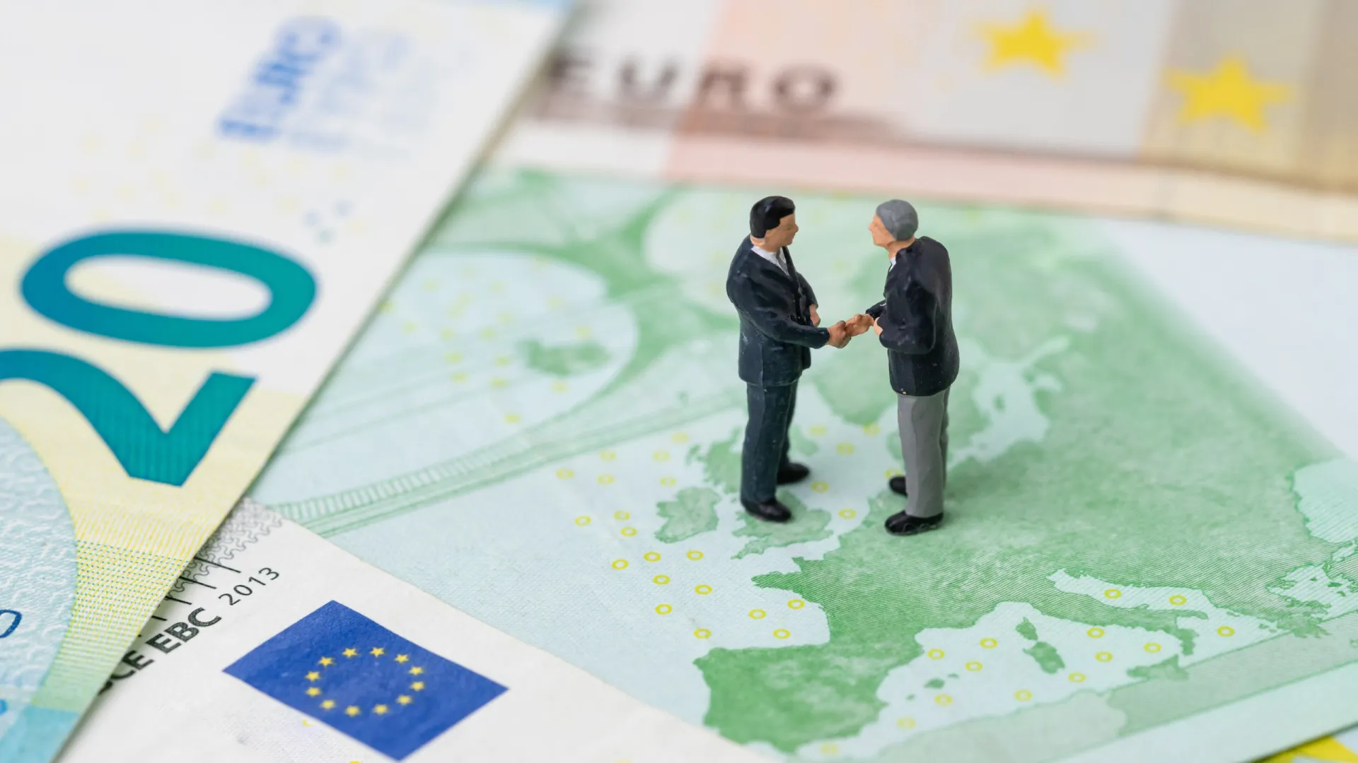 
                    Salários, carreiras... É assim que estão as negociações na Função Pública
                