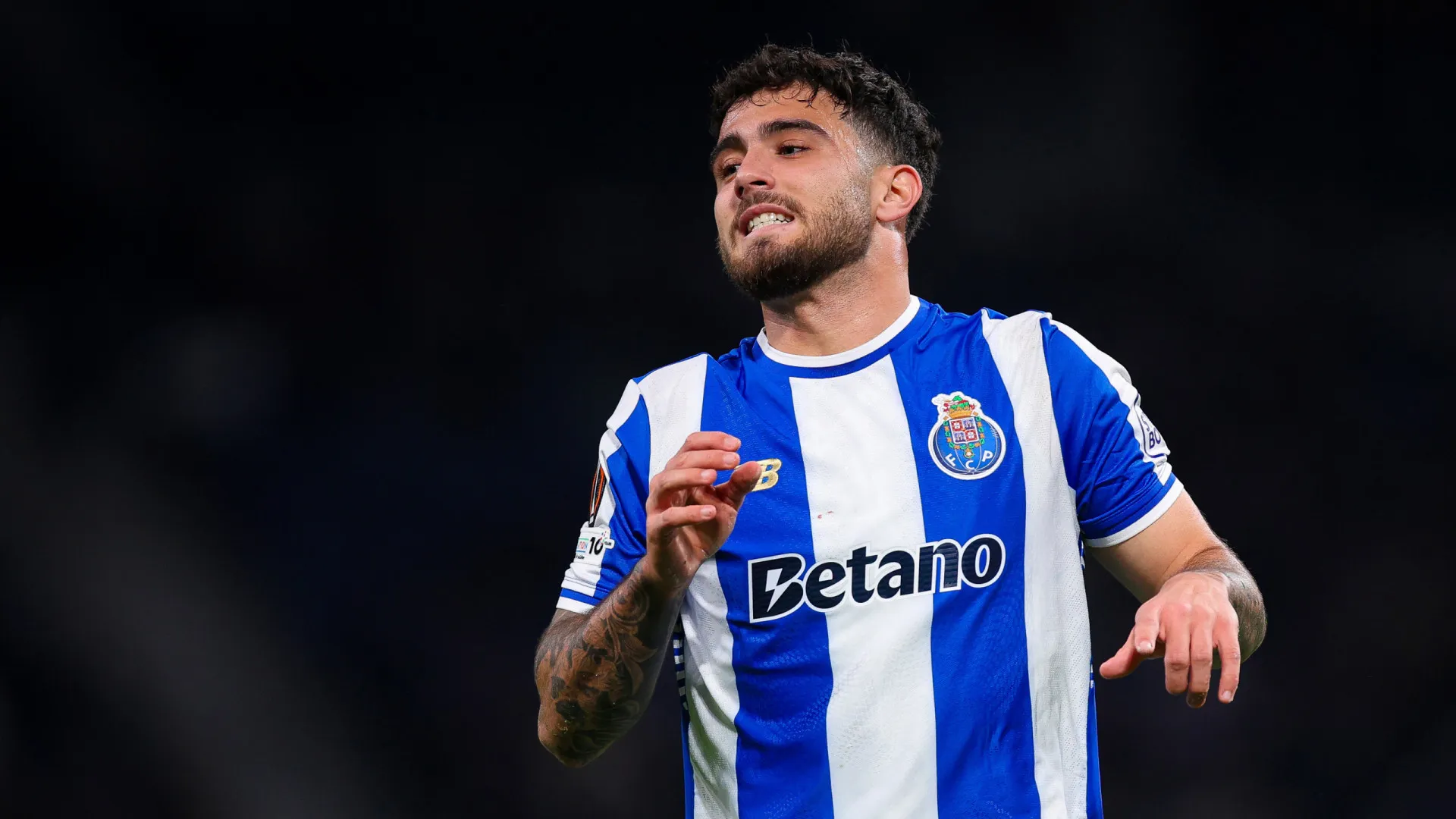 
                    Sem espaço no FC Porto, Ángel Alarcón pode ter o destino traçado
                