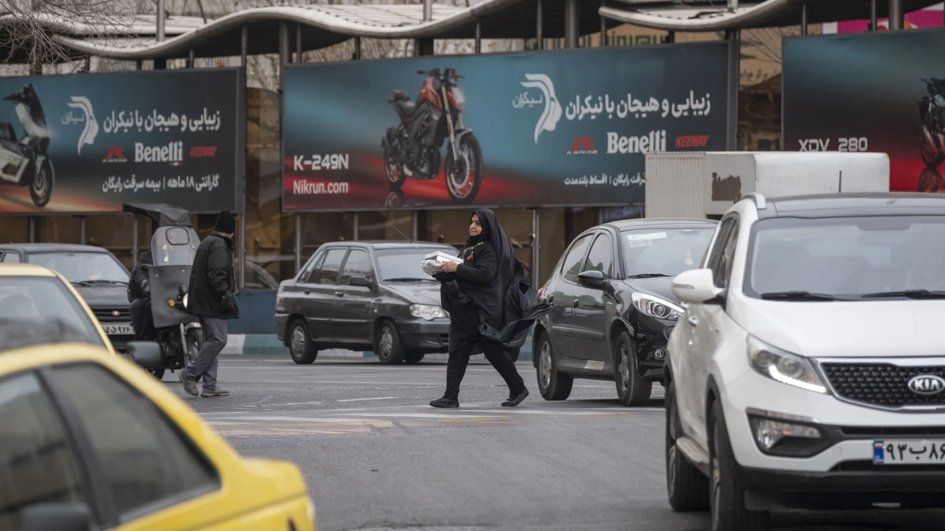 
                    Irão: Bloqueio de Internet dura há uma semana em repressão de protestos
                